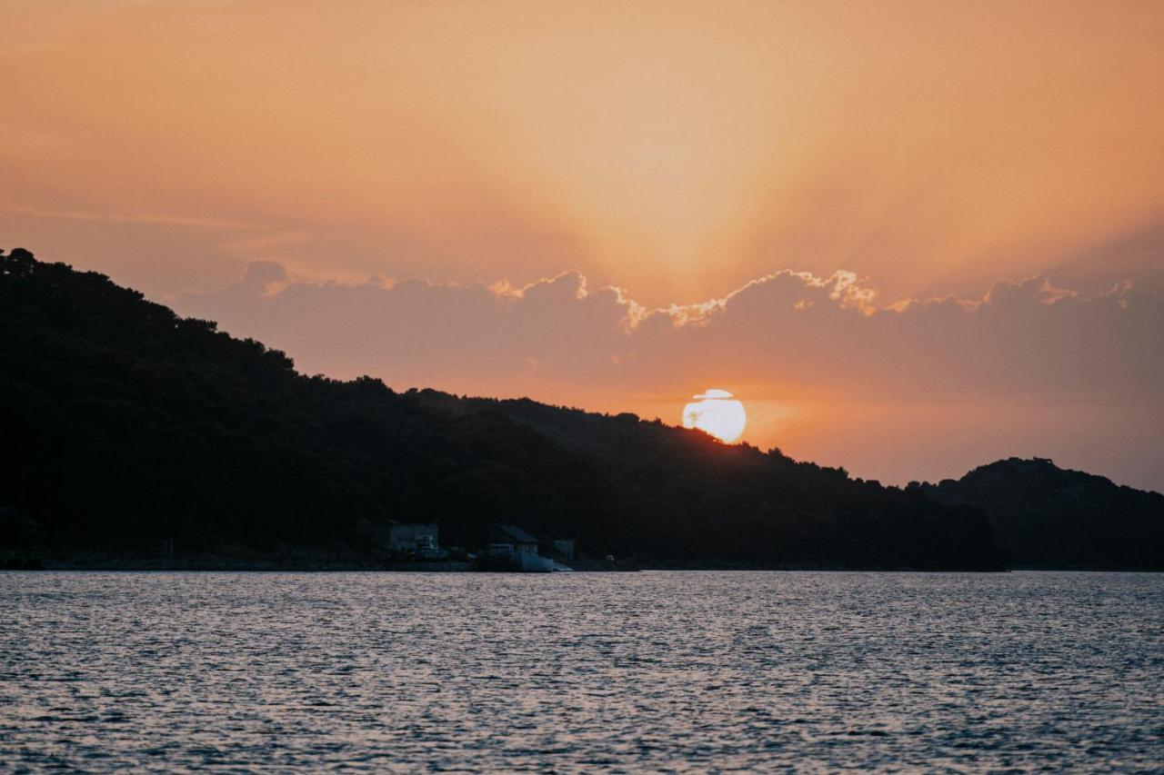 Hotel Apoksiomen Mali Lošinj Eksteriør bilde