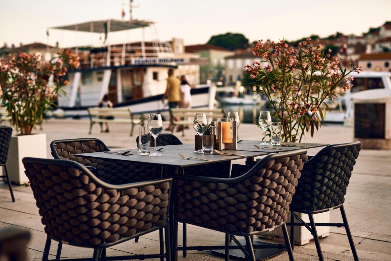 Hotel Apoksiomen Mali Lošinj Eksteriør bilde