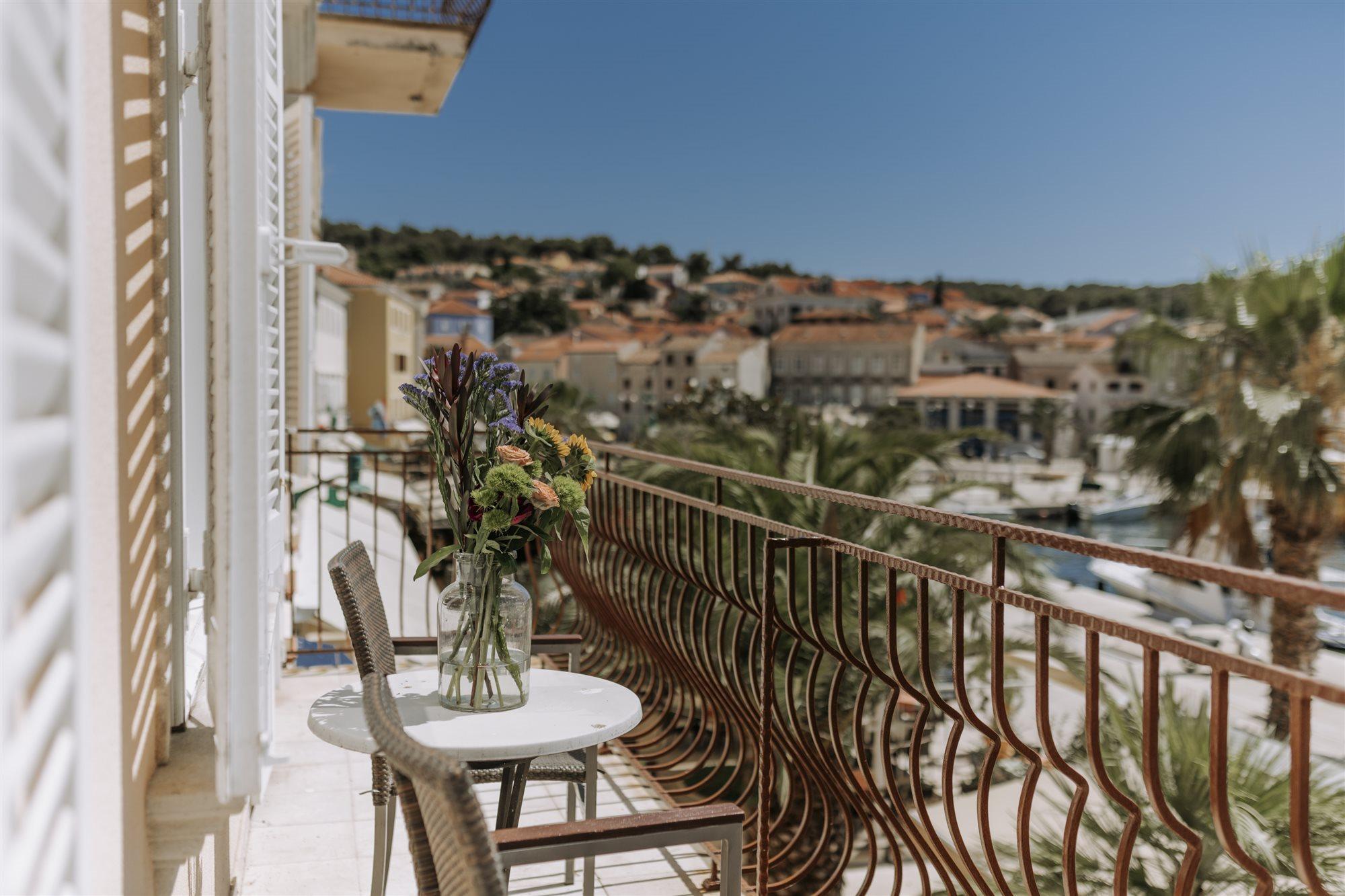 Hotel Apoksiomen Mali Lošinj Eksteriør bilde